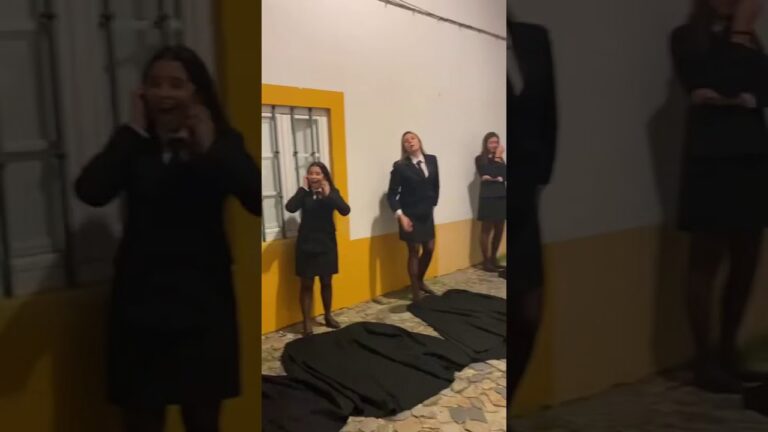 Traje Académico de Évora: Tradição e Significado