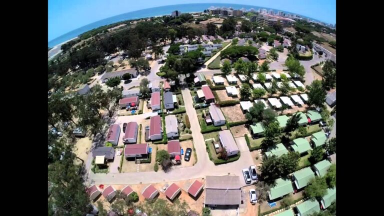 Parque de Campismo Quarteira: Bungalows para umas f&eacute;rias perfeitas