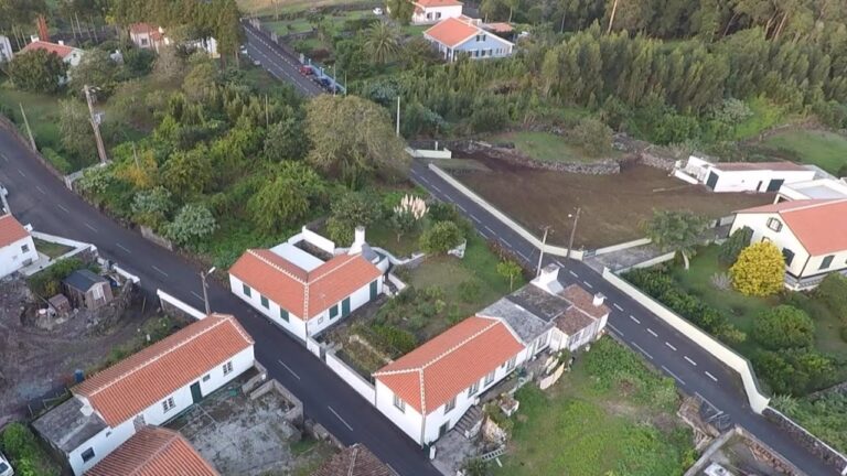 Guia para Comprar Casa na Ilha Terceira: Dicas Essenciais